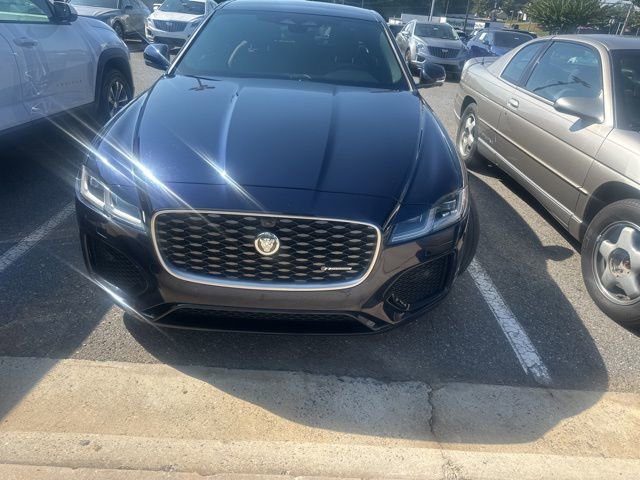 2024 Jaguar XF R-Dynamic SE P250 photo 2