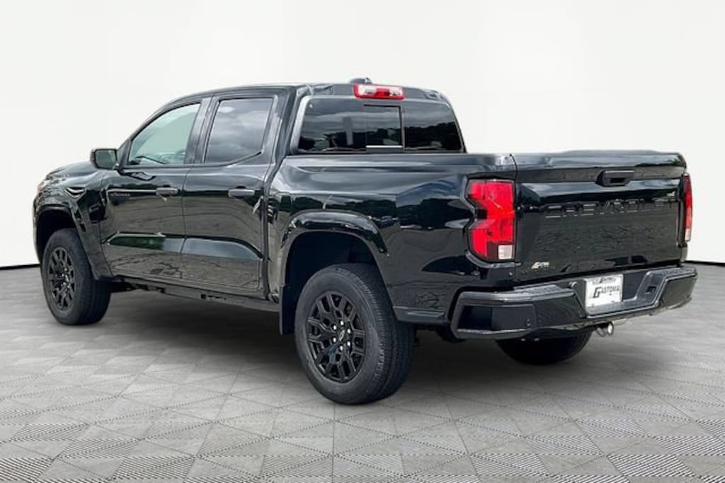 New 2026 Chevrolet Colorado WT Truck