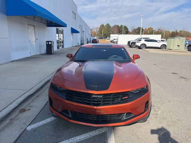 2023 Chevrolet Camaro 2LT photo 2