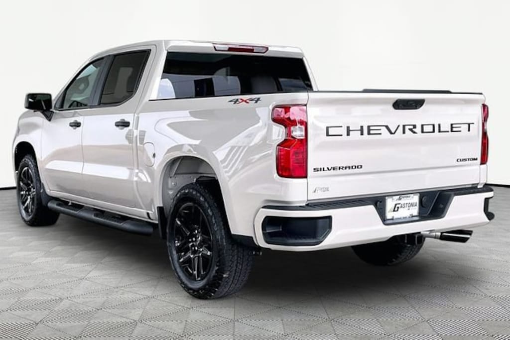 New 2026 Chevrolet Silverado 1500 Custom Truck