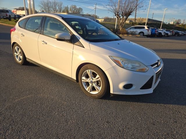 2014 Ford Focus SE's photo