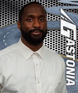 Staff member Dennis Alleyne from ID_c28974092b56