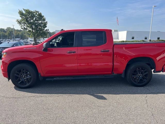 2023 Chevrolet Silverado 1500 Custom photo 4