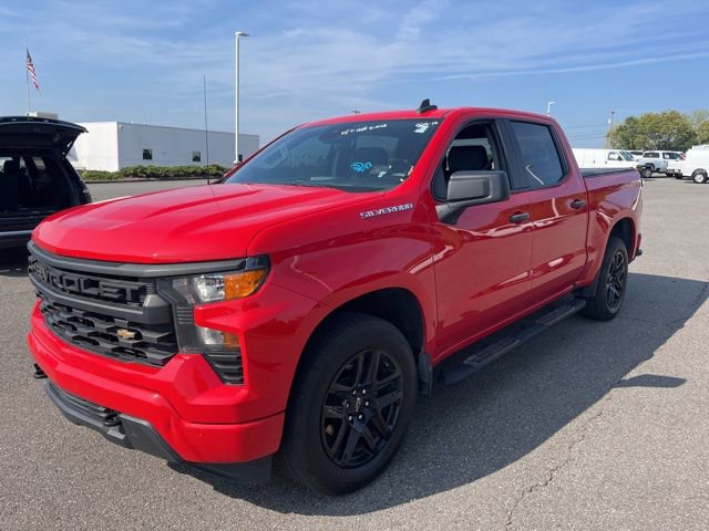 2023 Chevrolet Silverado 1500 Custom photo 3