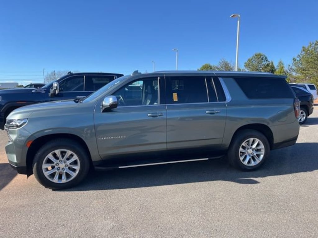 Used 2023 Chevrolet Suburban Premier SUV
