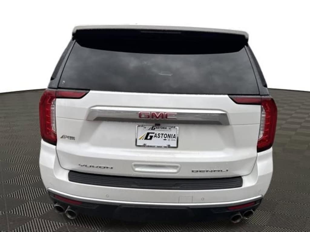 Used 2022 GMC Yukon XL Denali SUV