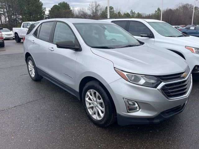 2020 Chevrolet Equinox LS's photo