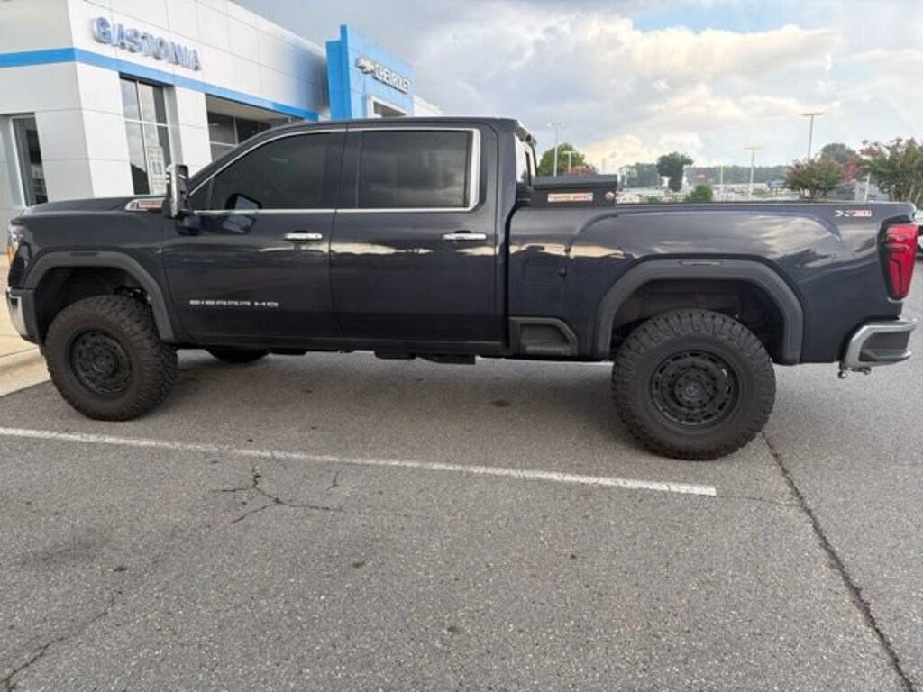 Used 2025 GMC Sierra 3500 HD SLT Truck