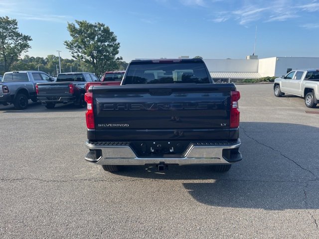 2023 Chevrolet Silverado 1500 LT photo 4