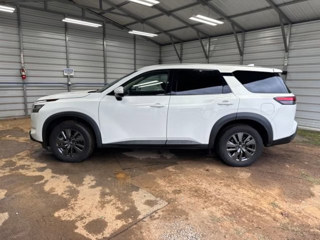 Used 2022 Nissan Pathfinder S 4WD SUV