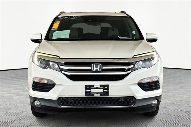 Used 2016 Honda Pilot Touring with VIN 5FNYF6H95GB042599 for sale in Lowell, NC