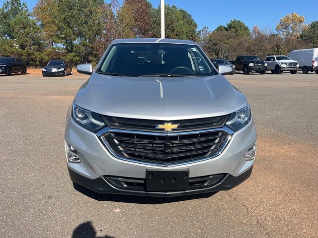 2018 Chevrolet Equinox LT photo 2