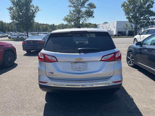 2020 Chevrolet Equinox LT photo 3
