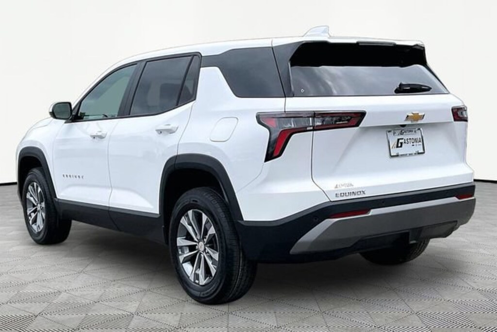 New 2026 Chevrolet Equinox LT SUV