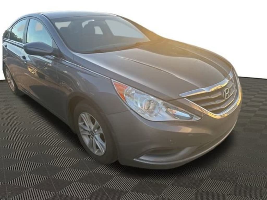 Used 2012 Hyundai Sonata GLS Sedan