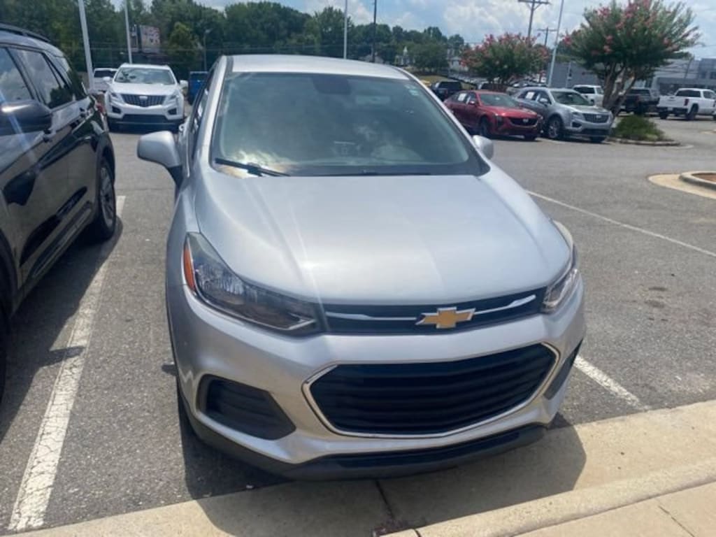 Used 2019 Chevrolet Trax LS SUV