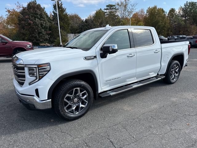 2026 GMC Sierra 1500 SLT's photo