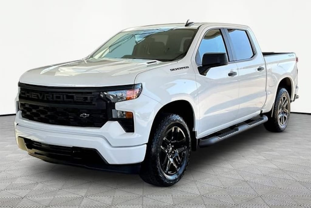 New 2026 Chevrolet Silverado 1500 Custom Truck