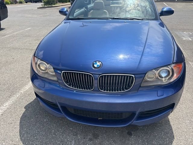 Used 2009 BMW 1 Series 135i with VIN WBAUN93539VK40963 for sale in Lowell, NC