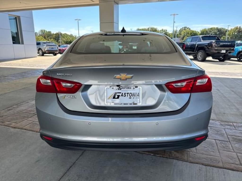 Used 2024 Chevrolet Malibu LS Car