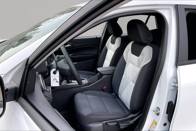 2026 Chevrolet Trax RS - Photo 9