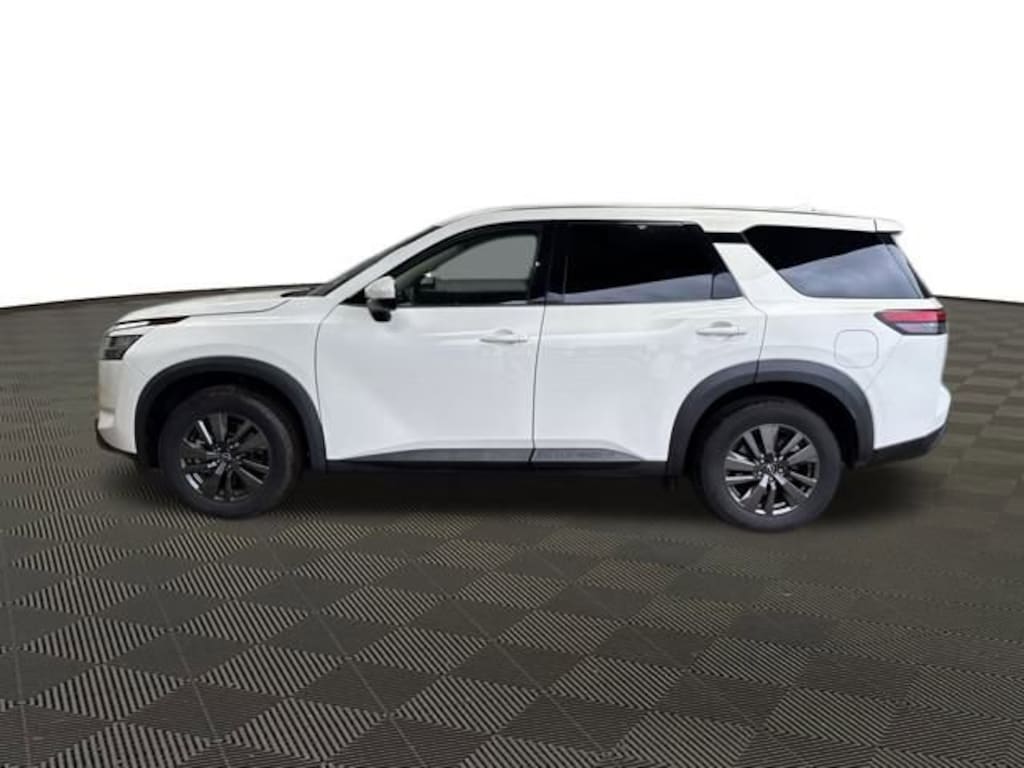 Used 2022 Nissan Pathfinder S 4WD SUV