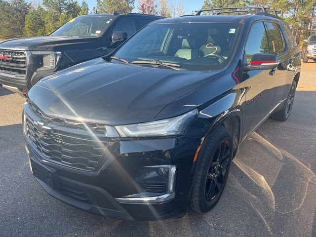 2022 Chevrolet Traverse Premier photo 2