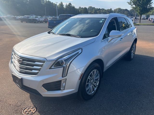 2017 Cadillac XT5 Luxury photo 3