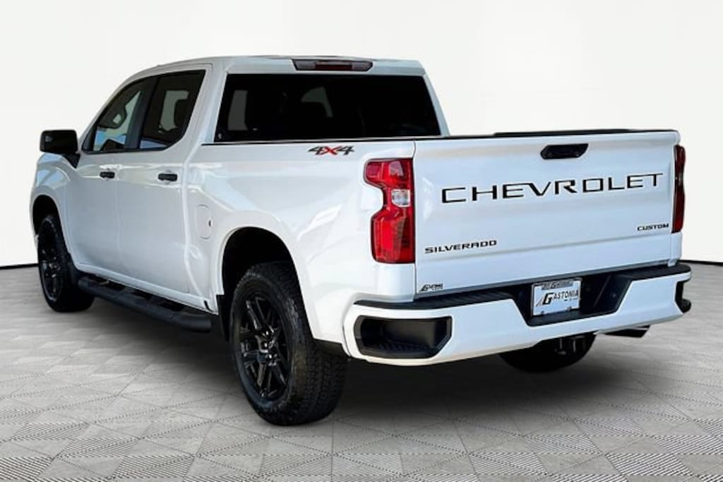 New 2026 Chevrolet Silverado 1500 Custom Truck