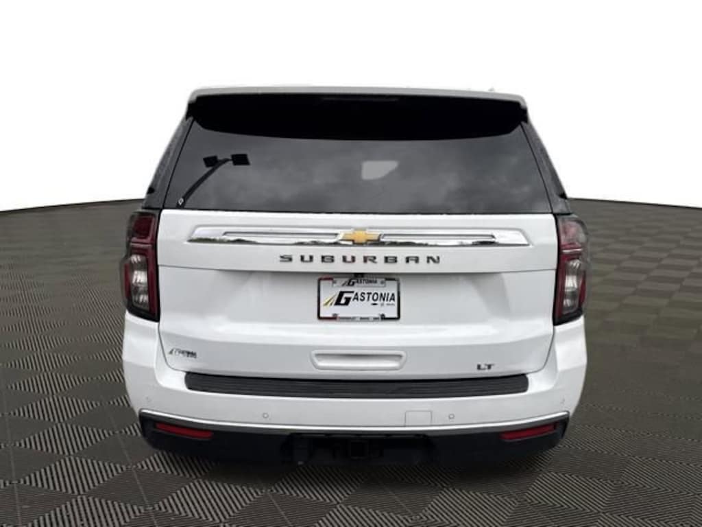Used 2024 Chevrolet Suburban LT SUV