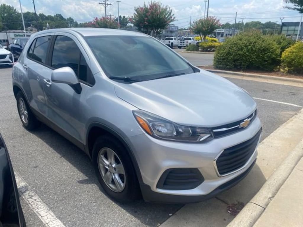 Used 2019 Chevrolet Trax LS SUV