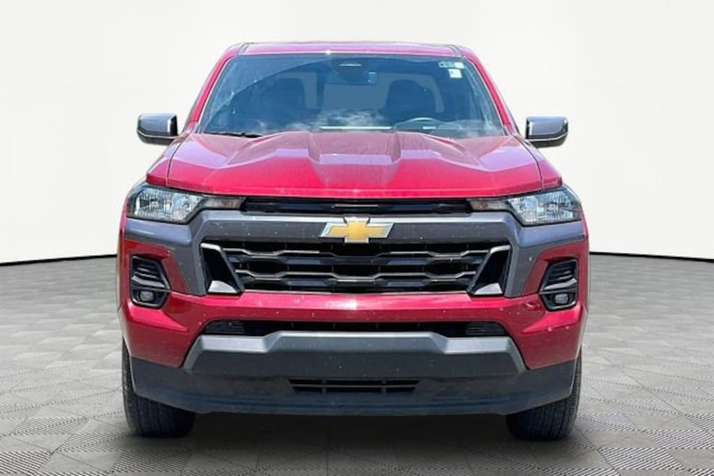 Used 2024 Chevrolet Colorado LT Truck