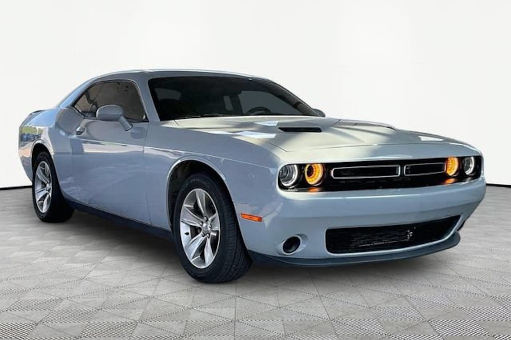Used 2020 Dodge Challenger SXT Coupe