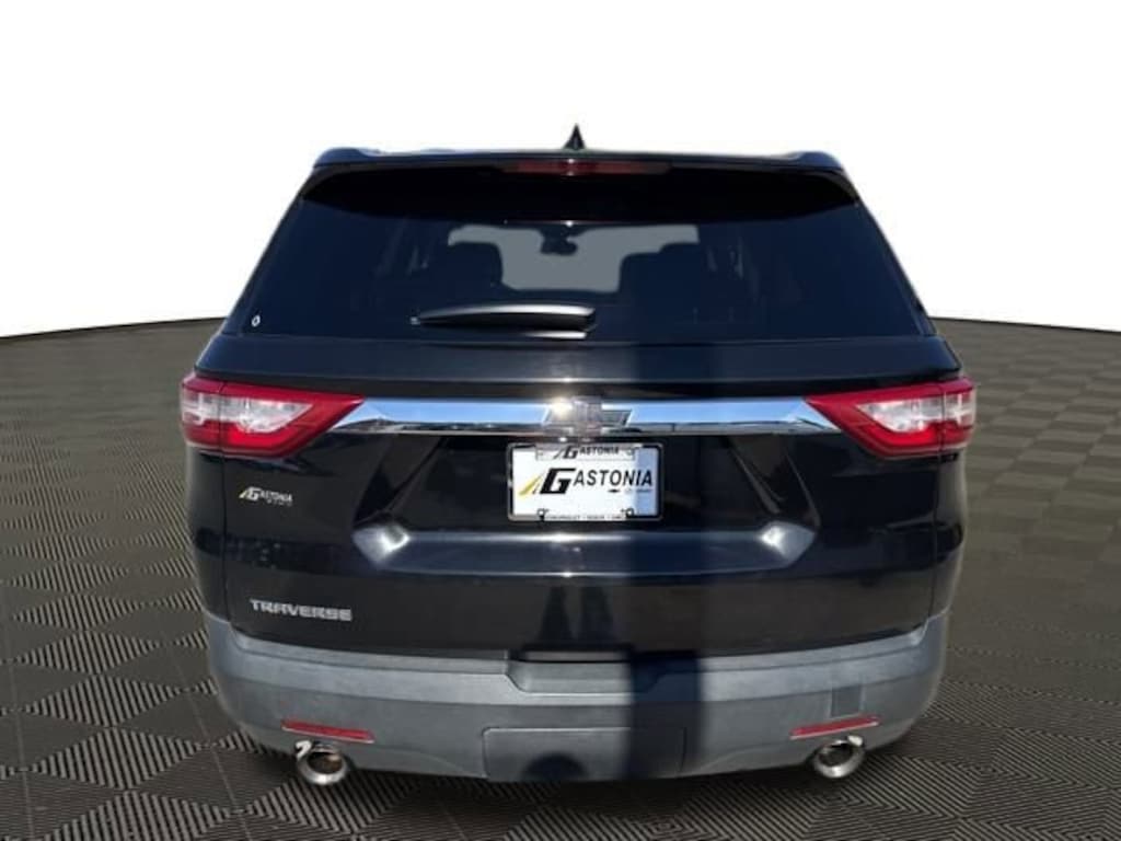 Used 2020 Chevrolet Traverse LS SUV