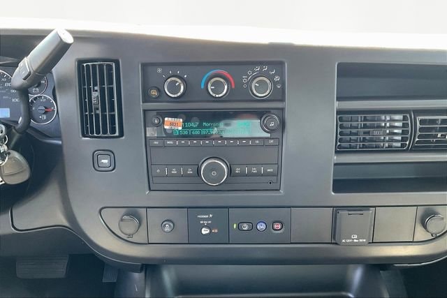 2025 Chevrolet Express Cargo Work Van - Photo 8