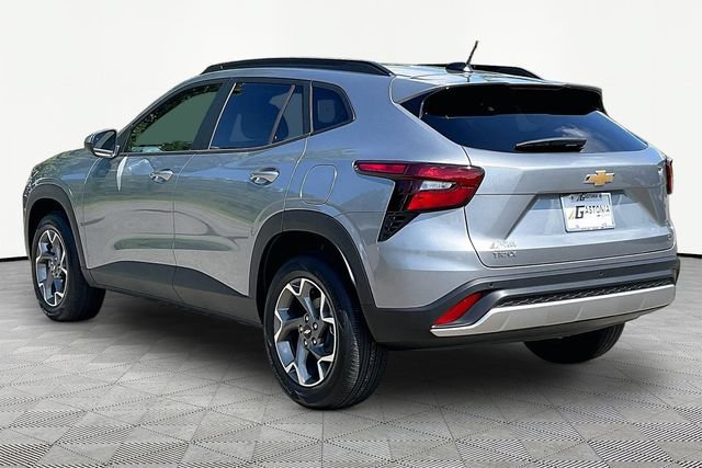2026 Chevrolet Trax LT - Photo 4