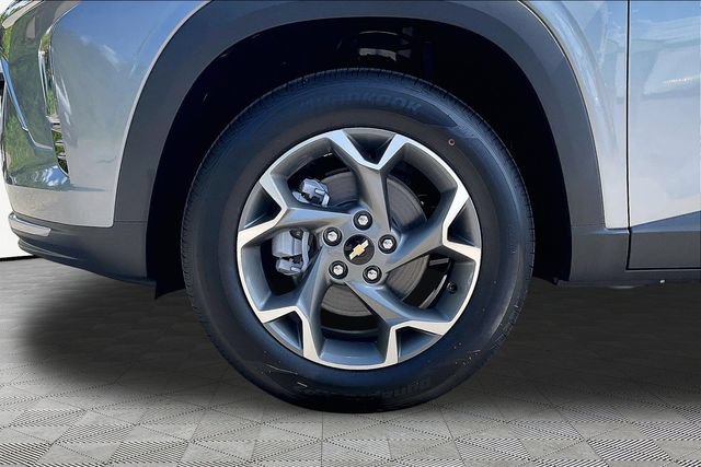 2026 Chevrolet Trax LT - Photo 13