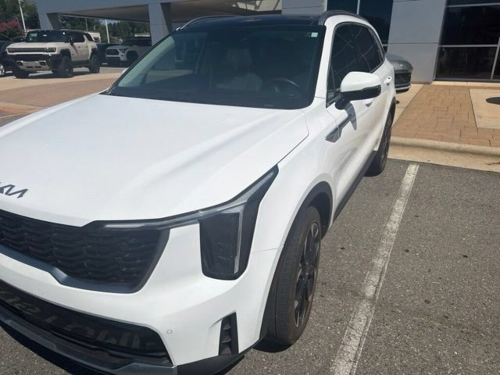Used 2025 Kia Sorento EX SUV