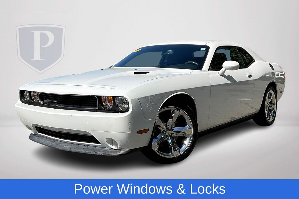 Used 2013 Dodge Challenger SXT with VIN 2C3CDYAG9DH548922 for sale in Gastonia, NC