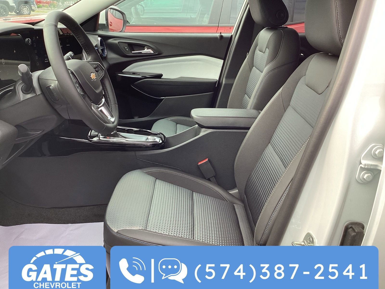 2026 Chevrolet Trax LT - Photo 9