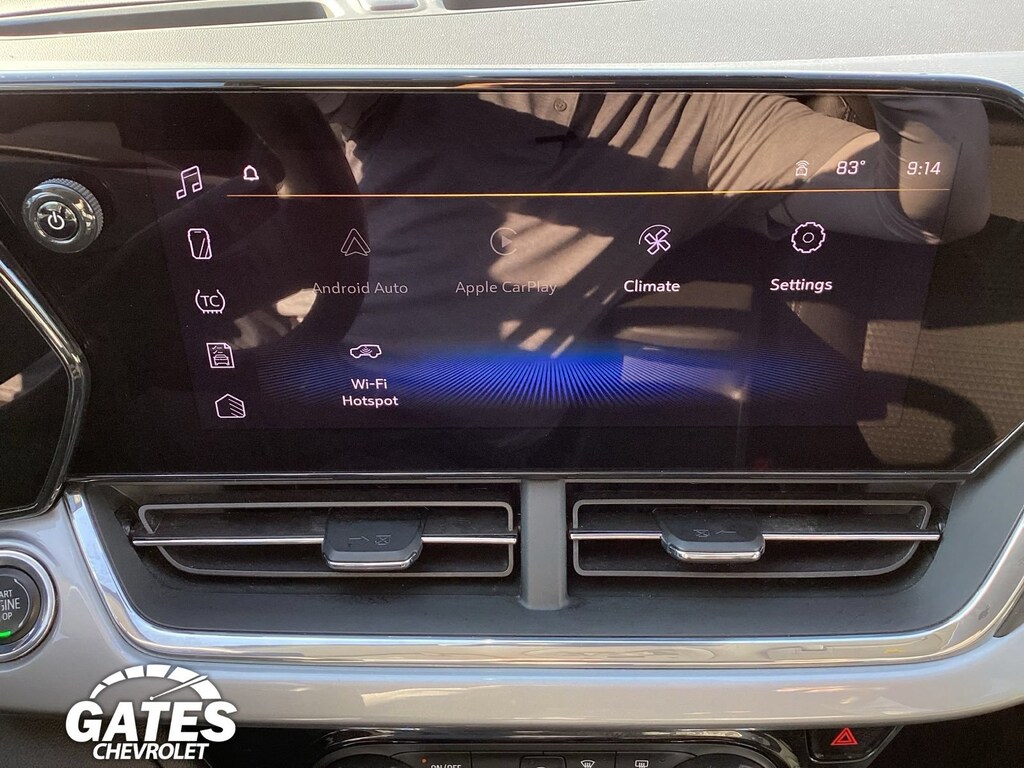 Used 2025 Chevrolet Trax LT SUV