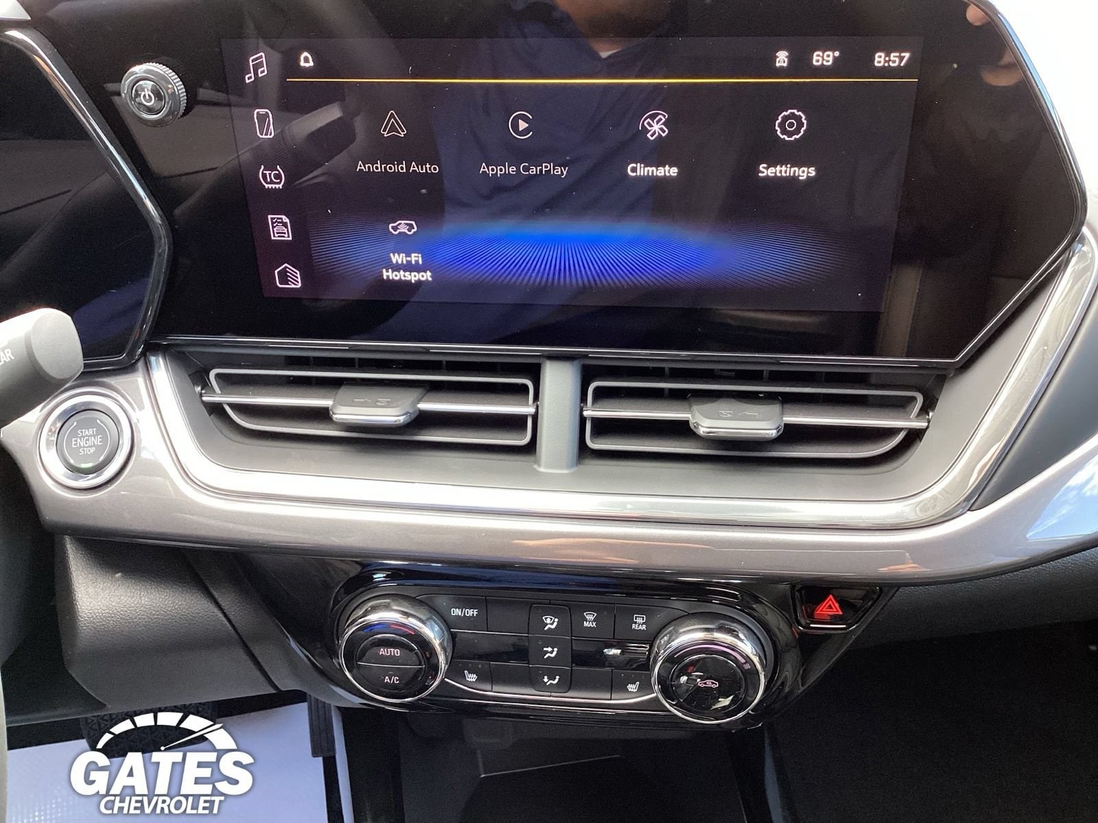 2026 Chevrolet Trax Activ - Photo 8