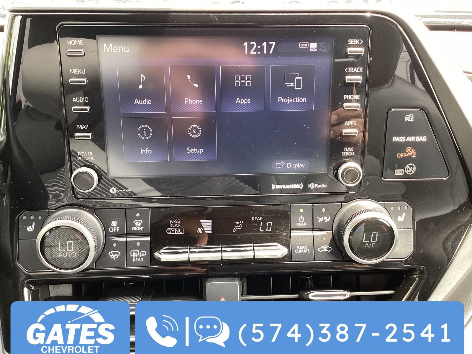 2022 Toyota Highlander Hybrid XLE Sport photo 3