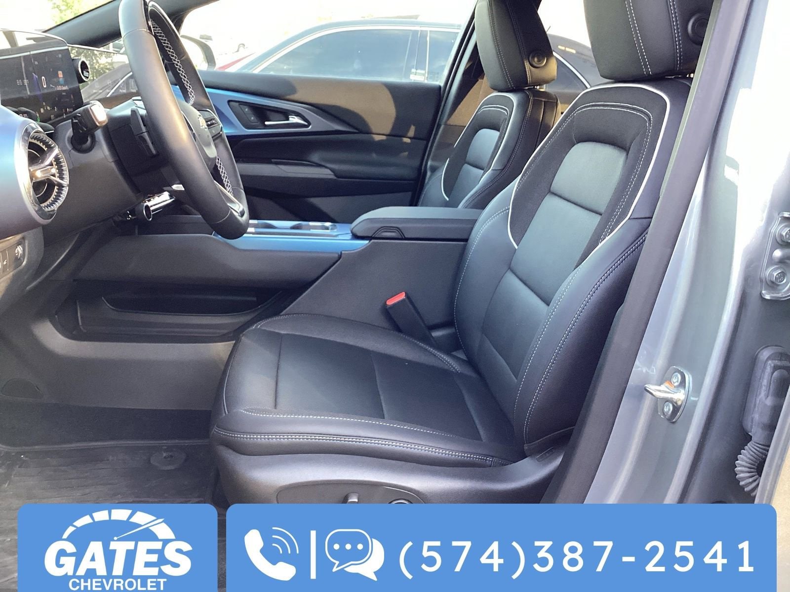 2025 Chevrolet Equinox EV LT - Photo 9