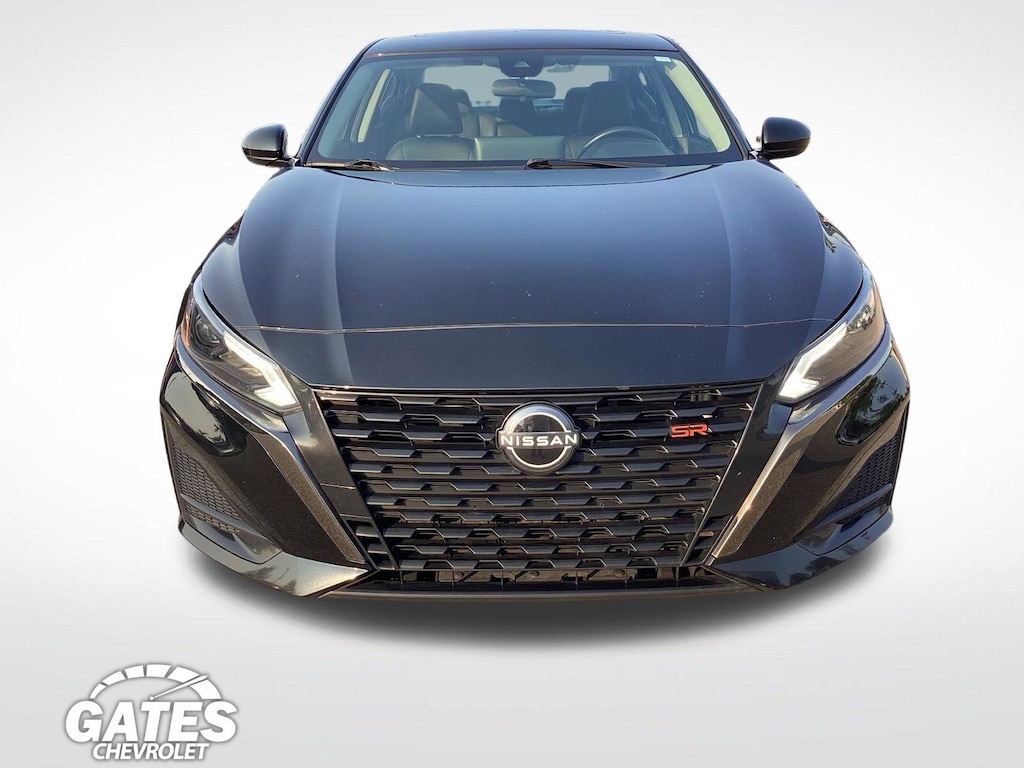 Used 2023 Nissan Altima 2.5 SR