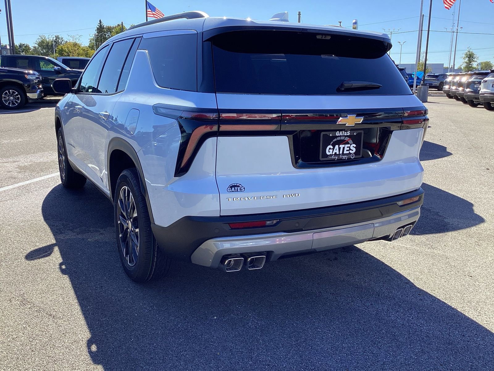 2026 Chevrolet Traverse photo 2
