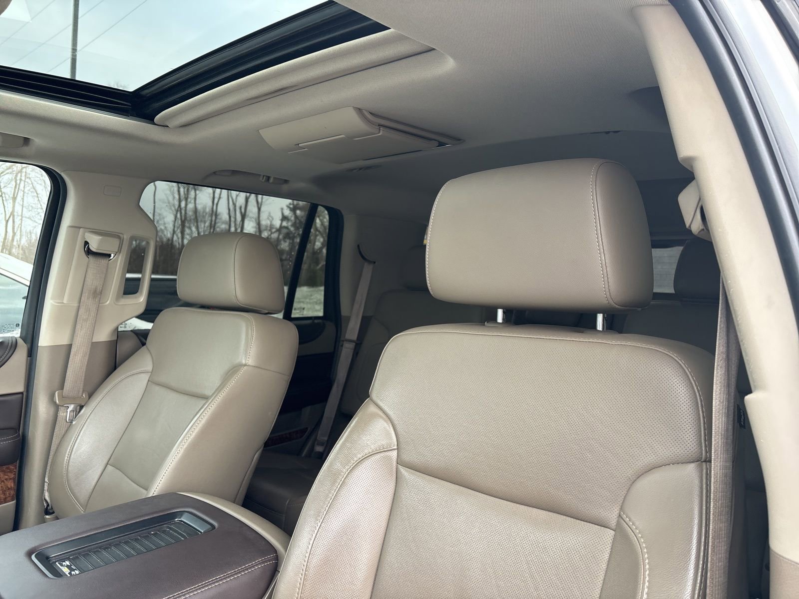 2016 Chevrolet Tahoe LTZ photo 4