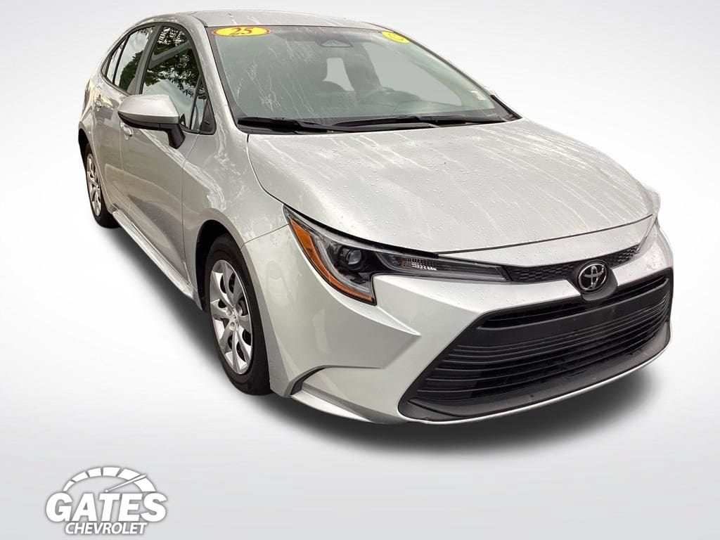 Used 2025 Toyota Corolla LE