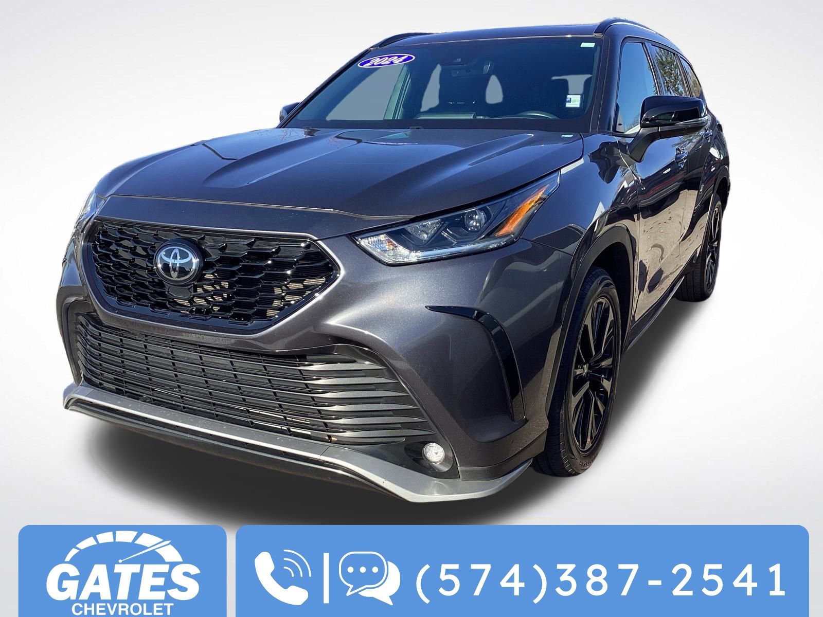 2024 Toyota Highlander LE photo 3