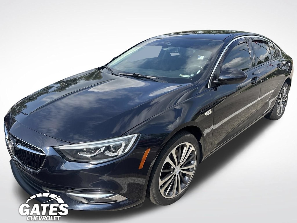 Used 2018 Buick Regal Sportback Essence Car